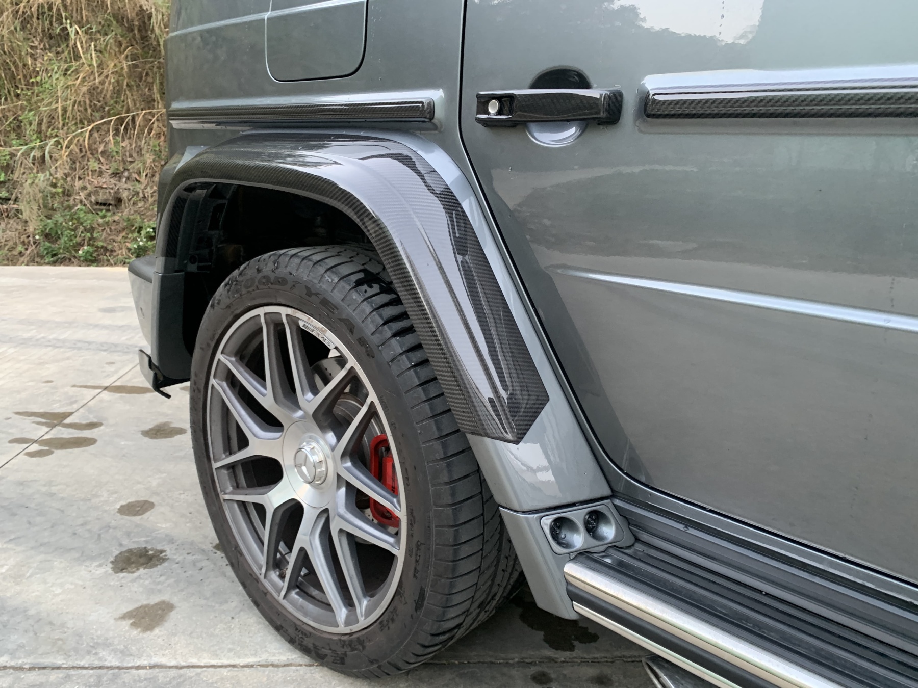 Mercedes-Benz W464 G350 / G500 / G63 G900 Style Parts - styling view