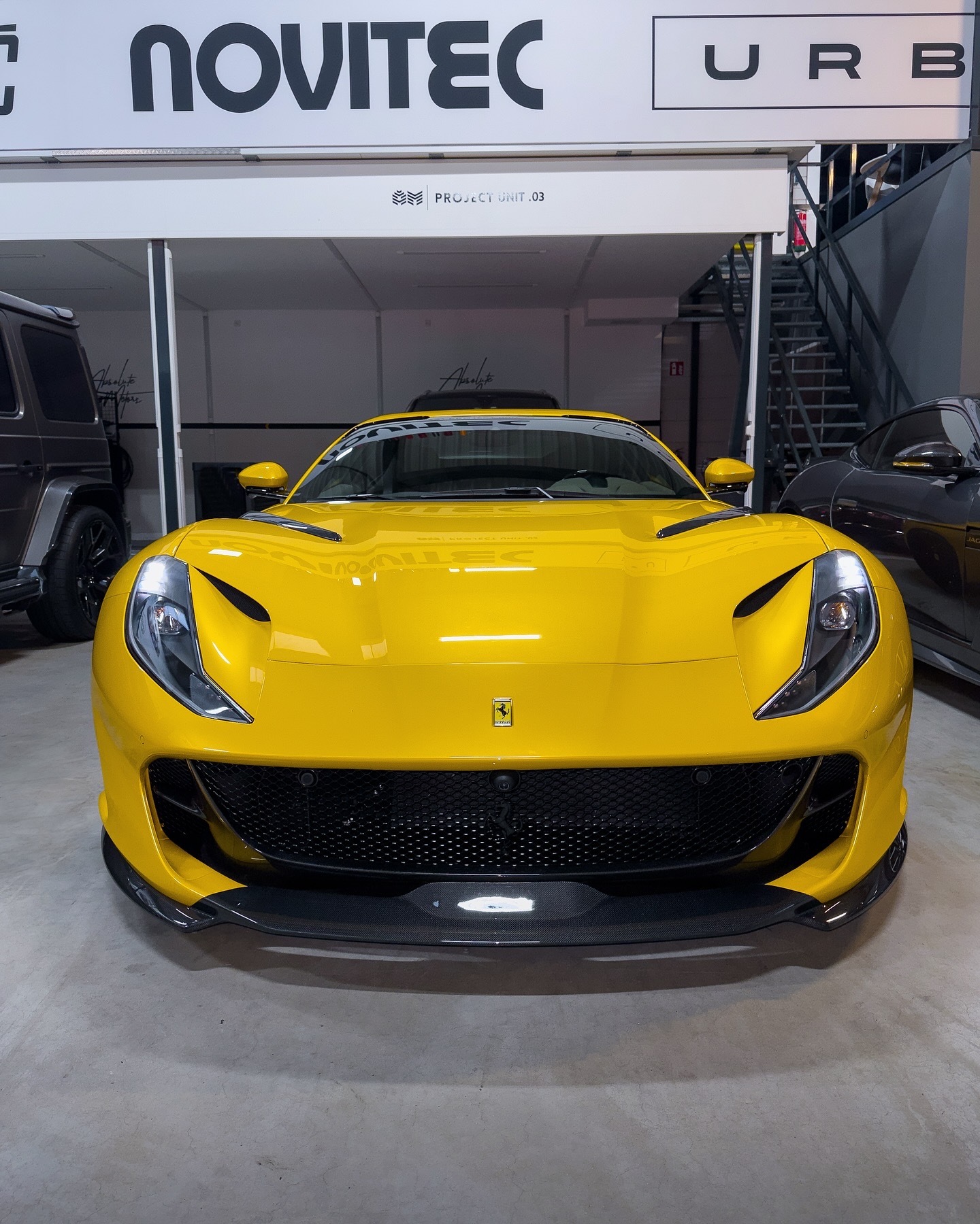 Ferrari 812 N Style Dry Carbon Parts - styling view