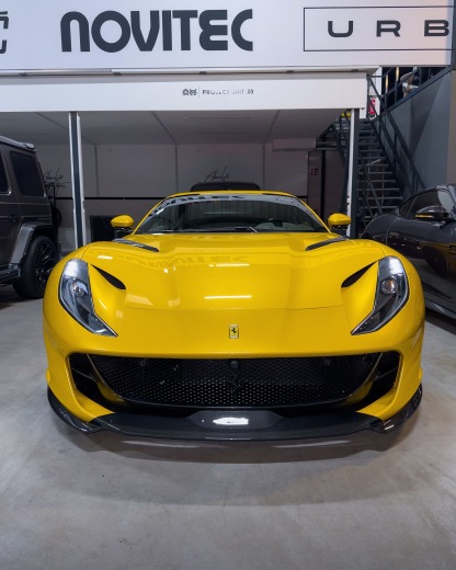 Ferrari 812 N Style Dry Carbon Parts - styling view