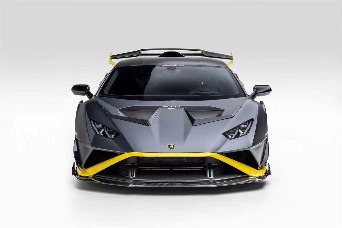 Lamborghini STO V Style Dry Carbon Parts - styling view