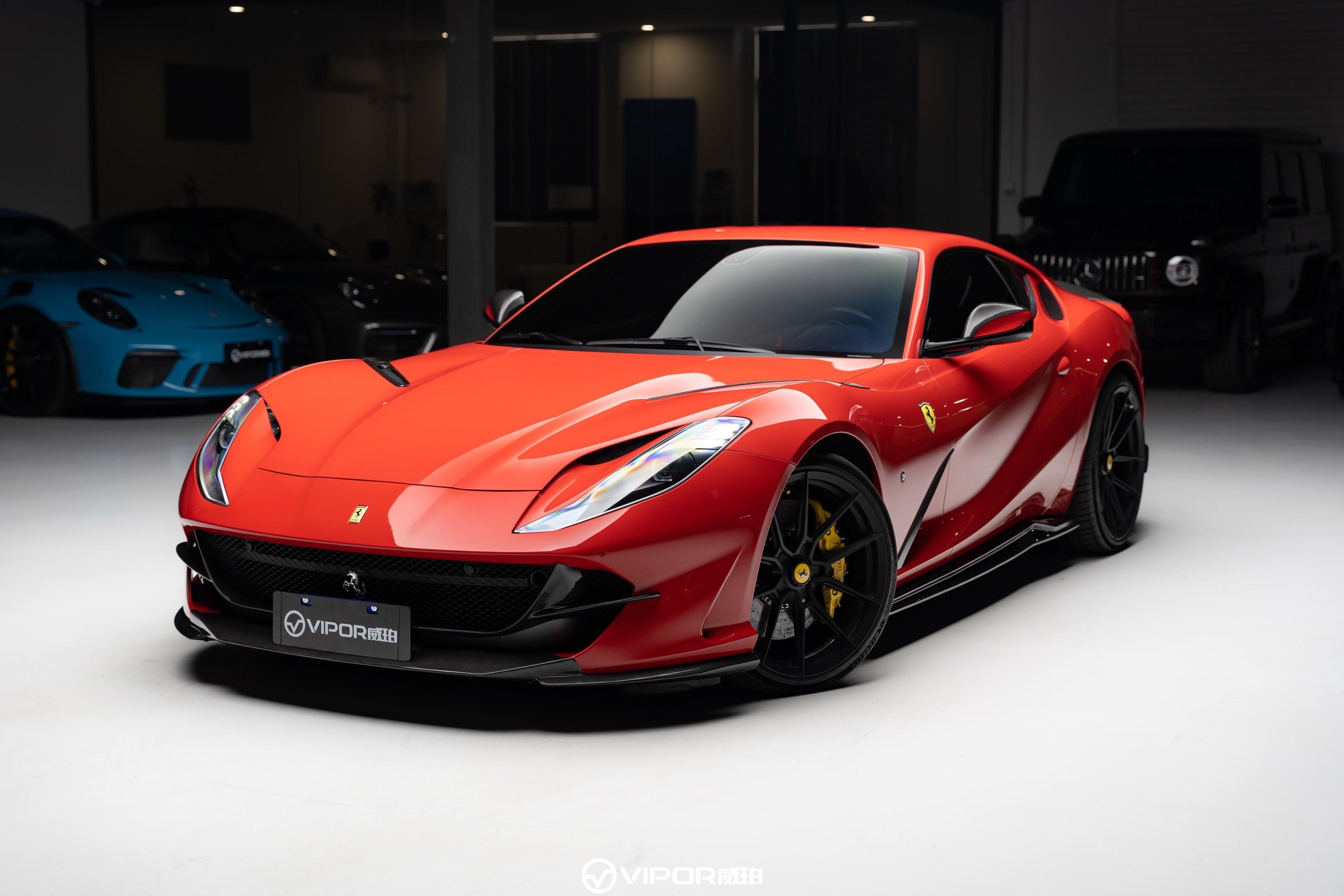 Ferrari 812 N Style Dry Carbon Parts - styling view