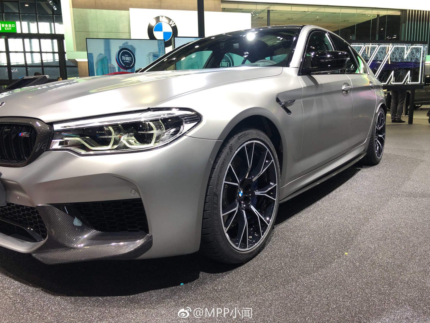 BMW F90 M5 MP Style Carbon Fiber Parts - styling view