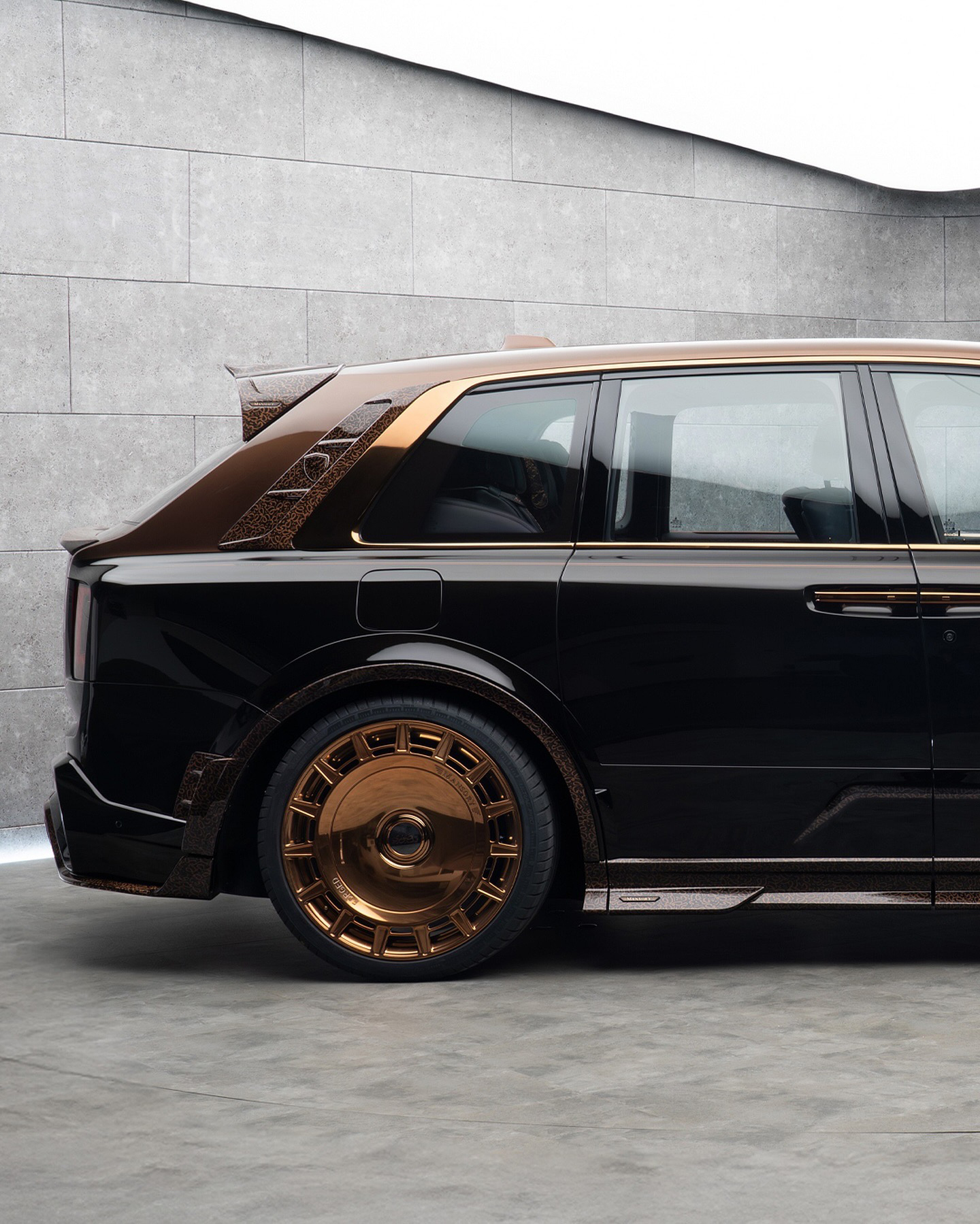 Rolls-Royce Cullinan MSY Style Dry Carbon Body Kit Configurations - styling view