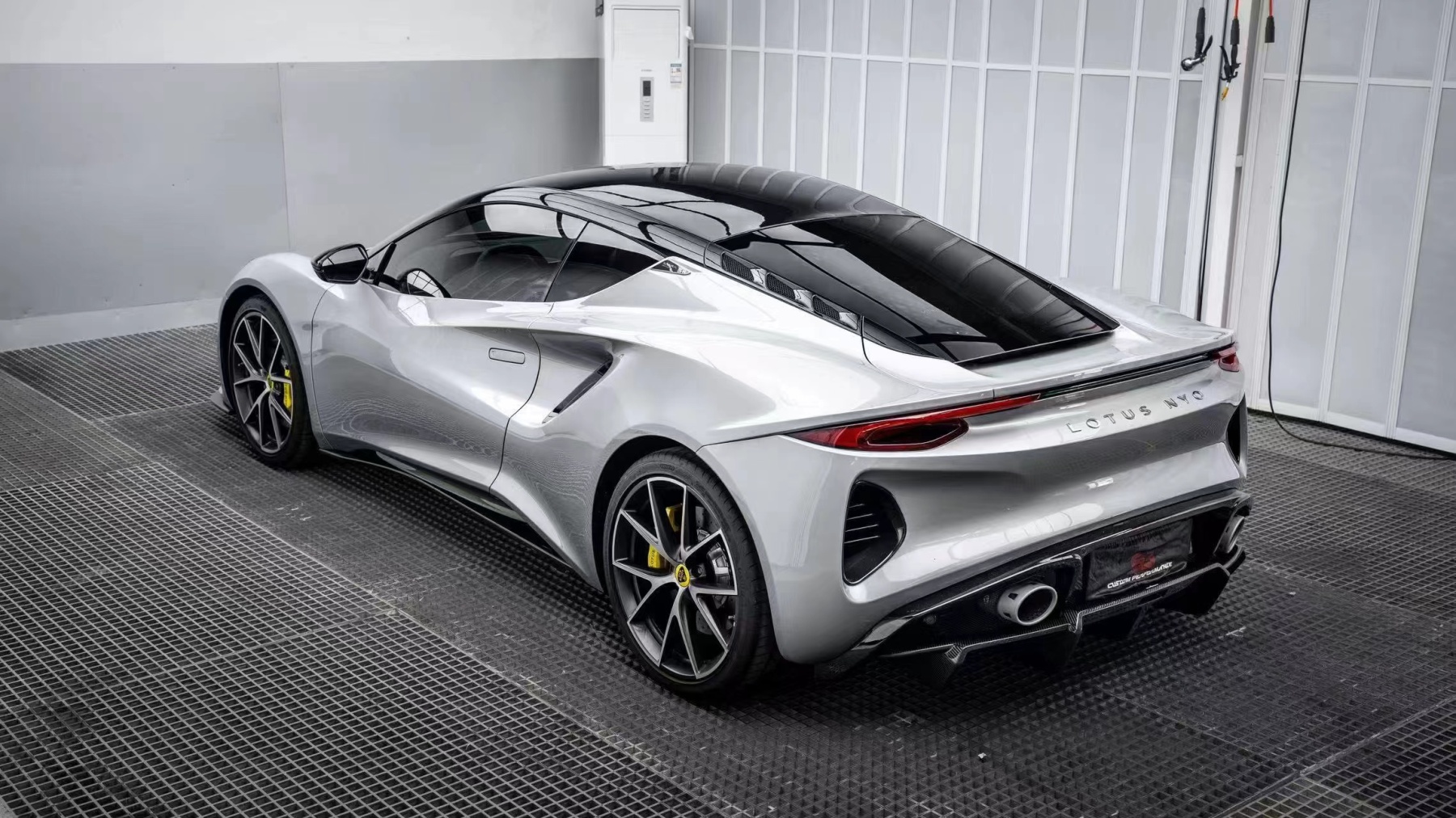 Lotus Emira Ocean Design Style Dry Carbon Parts - styling view