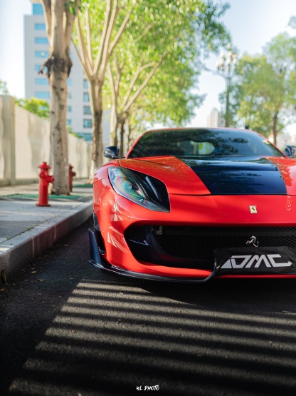 Ferrari 812 MSY Style Dry Carbon Parts - styling view