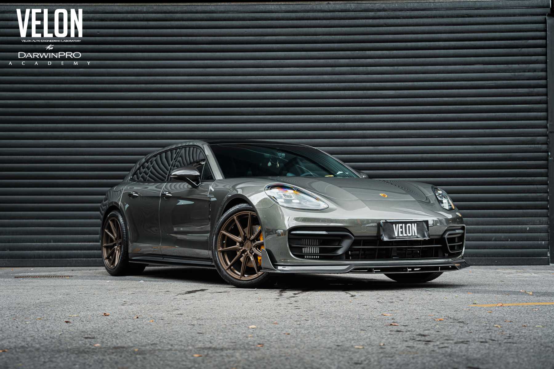 Porsche Panamera 971 OD Style Dry Carbon Parts - styling view