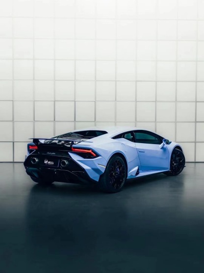 Lamborghini EVO Tecnice Style Plastic and Carbon Conversion Parts - styling view