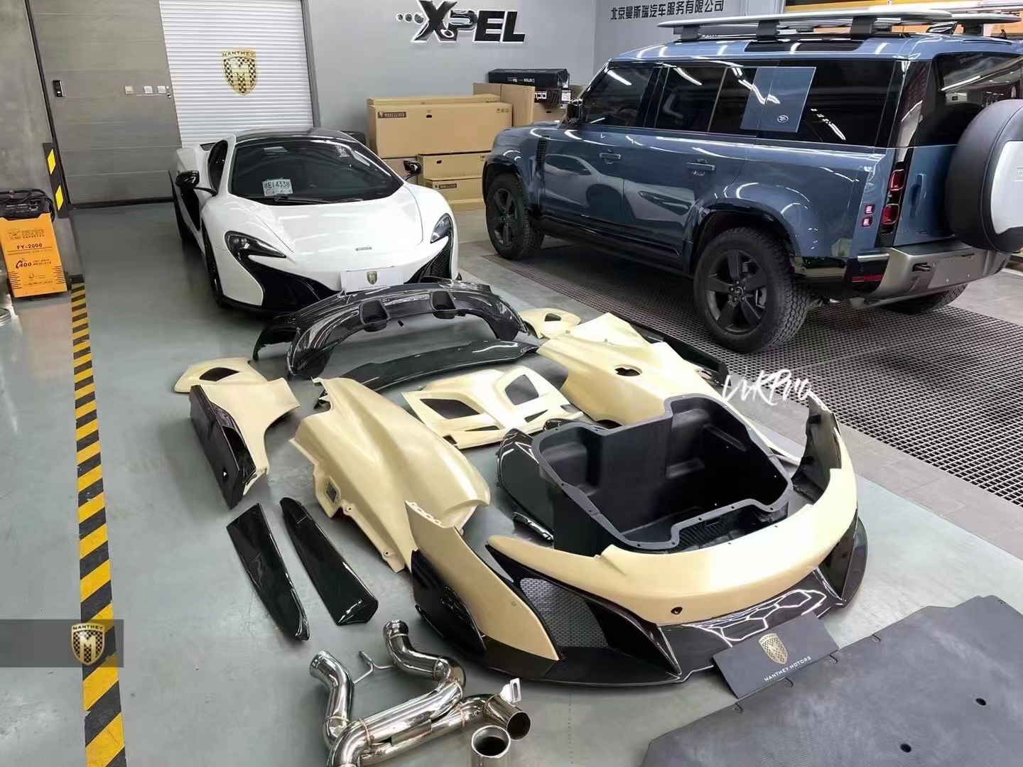 McLaren MP4-12C/625/650S 675LT Style Carbon Conversion Kit - styling reference for 675LT Style Kit
