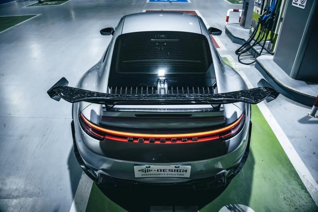 Porsche 911 992.1 Ghost Style Dry Carbon Parts - styling view