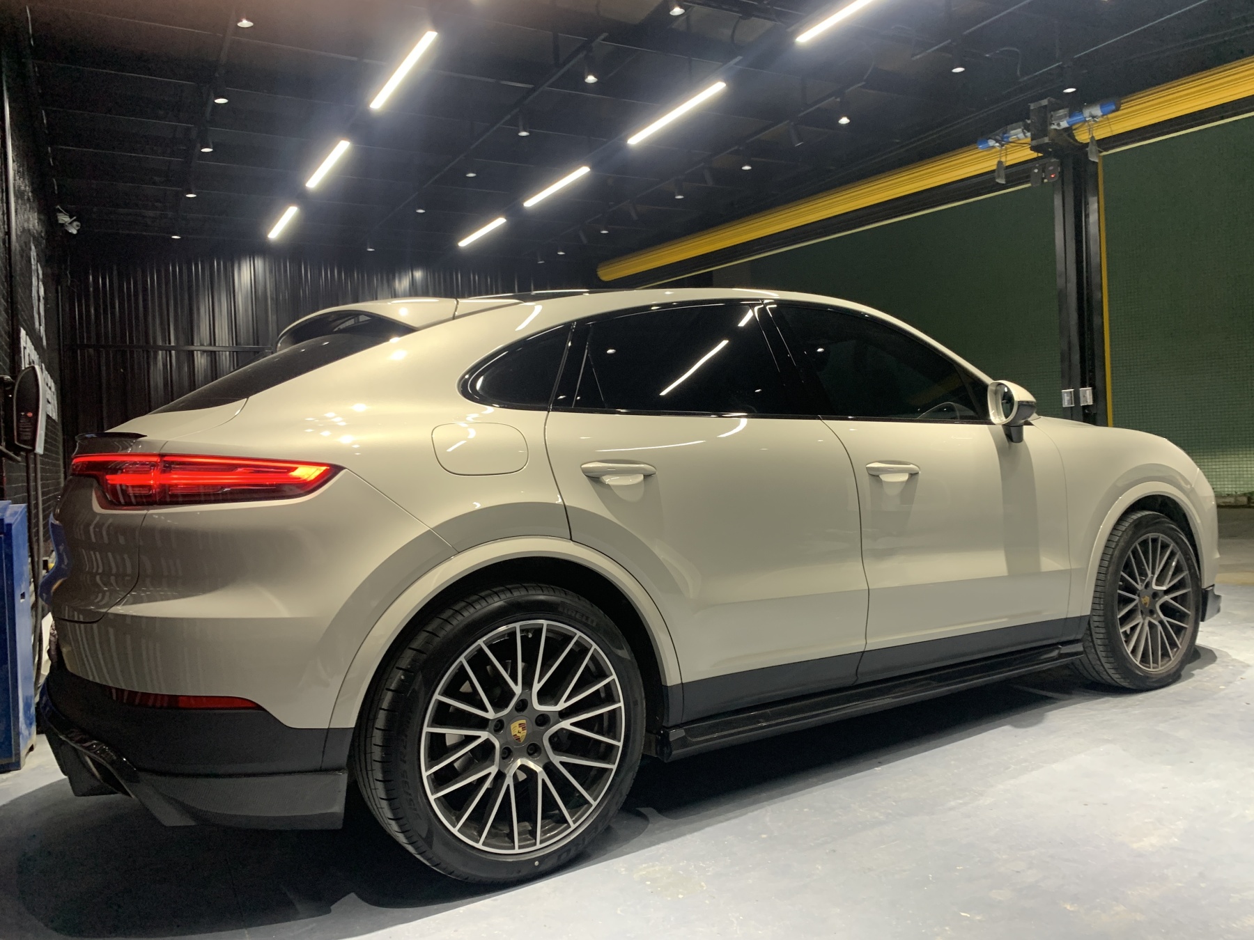 Porsche Macan TEHCART Style Parts - styling view