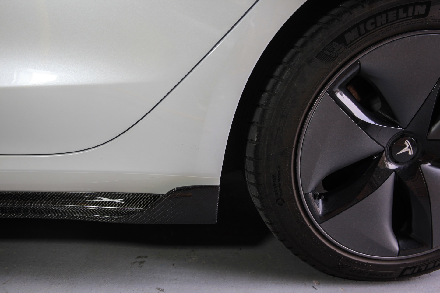 Tesla Model 3 V Style Parts - styling view