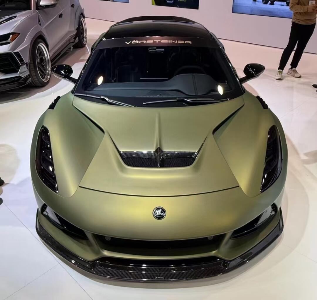 Lotus Emira V Style Dry Carbon Parts - styling view
