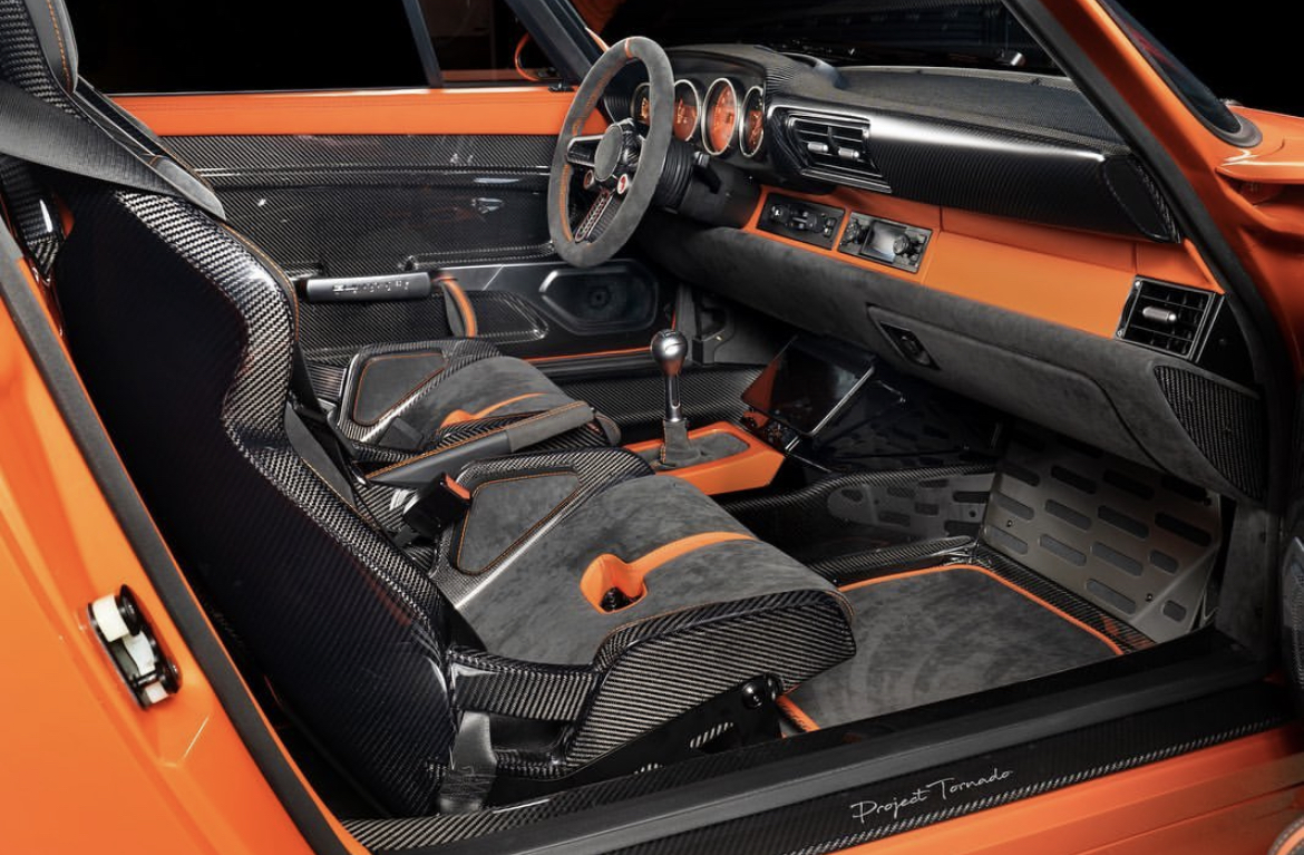 Porsche GW Style Dry Carbon Bucket Seat - styling view
