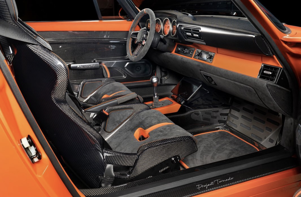 Porsche GW Style Dry Carbon Bucket Seat - styling view