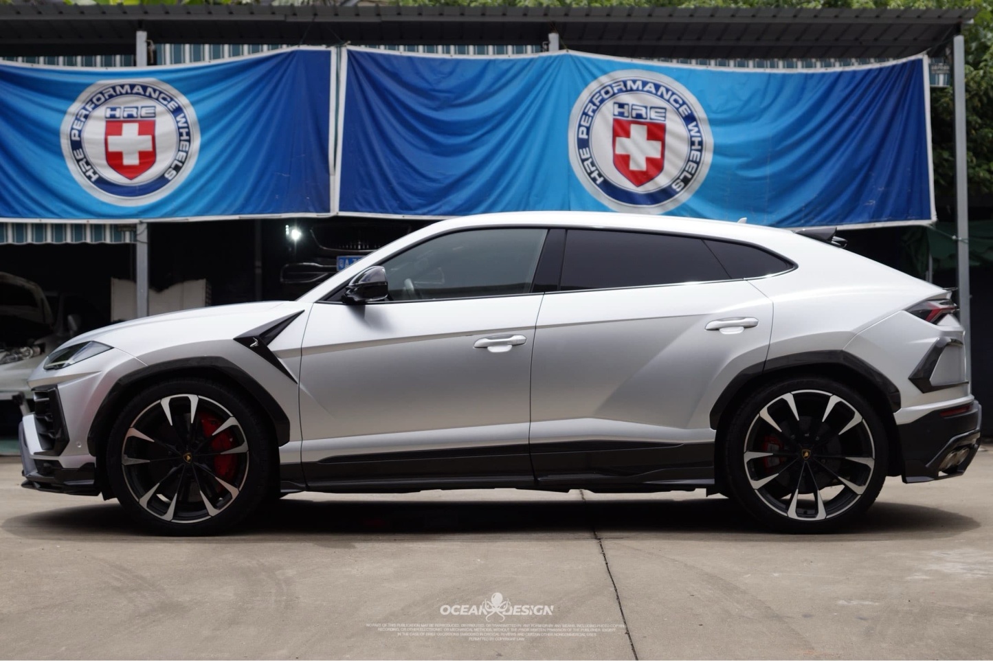 Lamborghini Urus Topcar Style Dry Carbon Parts - styling view