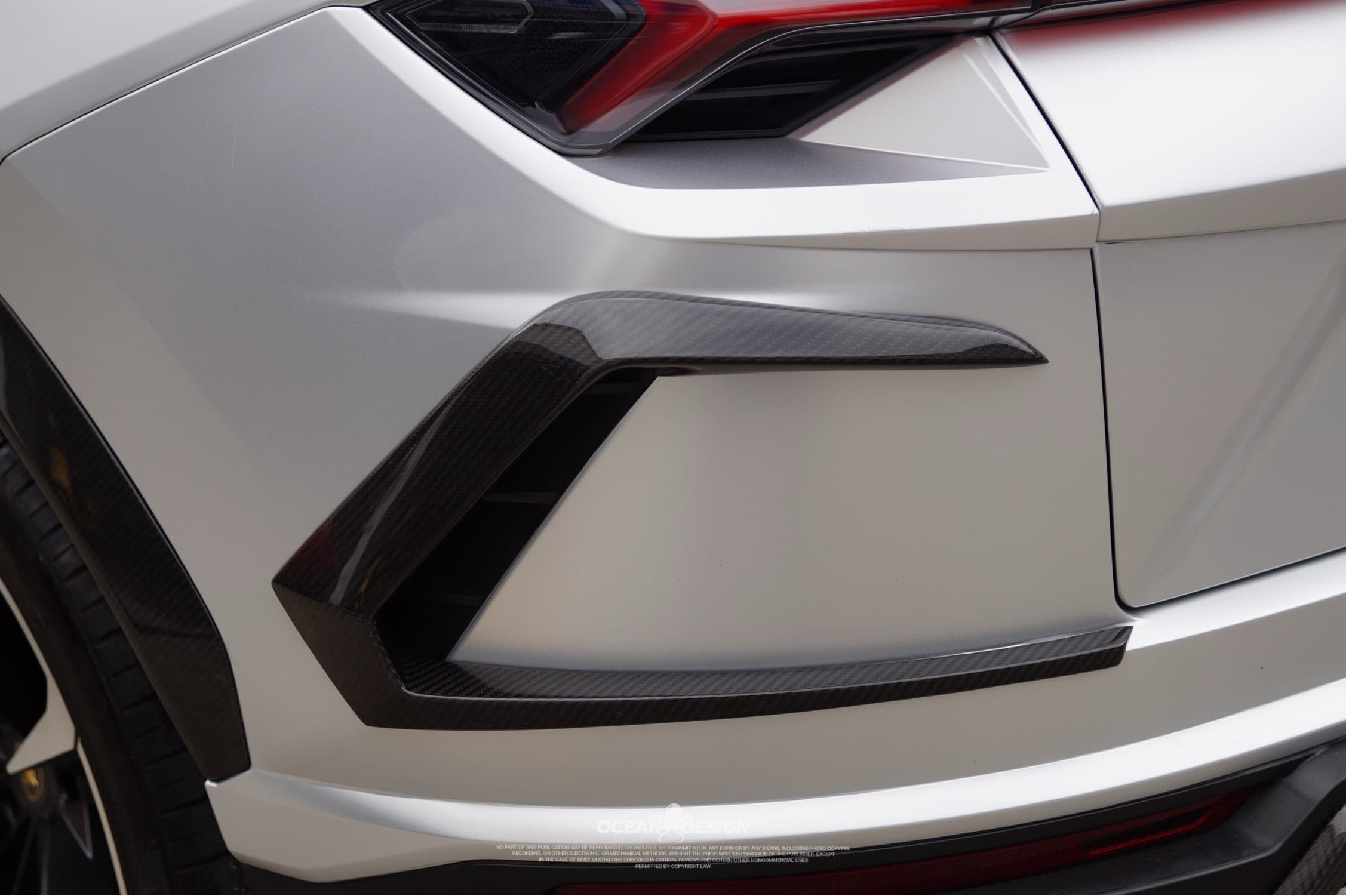 Lamborghini Urus Topcar Style Dry Carbon Parts - styling view