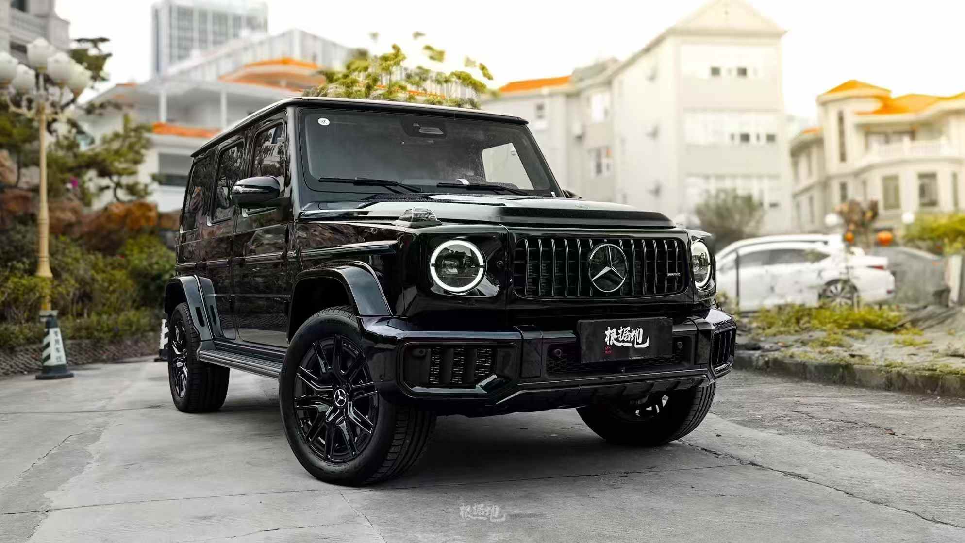Mercedes-Benz W464/W465 G350/G500/G400 G63 AMG Style PP Conversion Kit - styling view