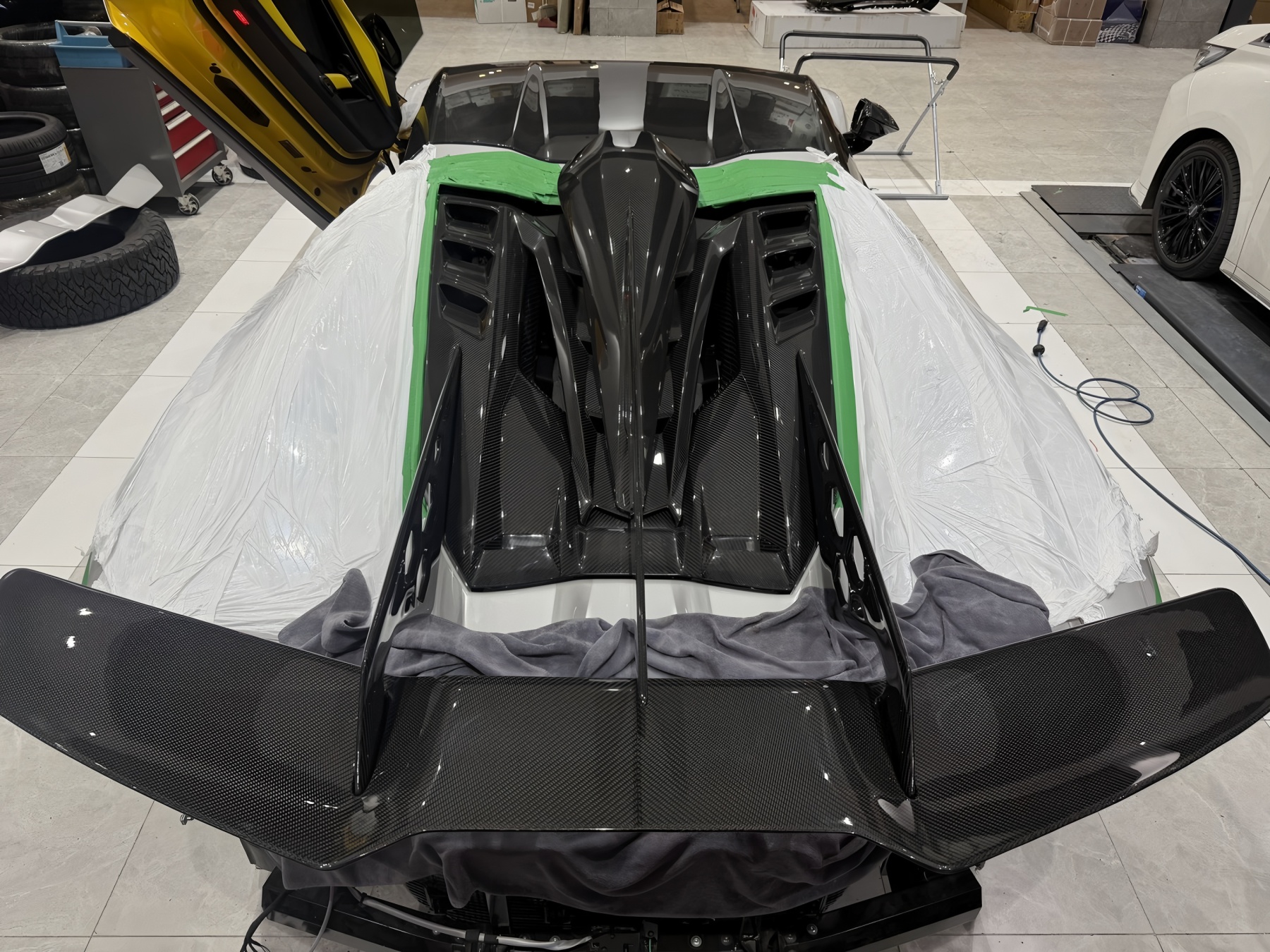 Lamborghini Revuelto DK Style Parts - styling reference for Engine Cover Air Intake