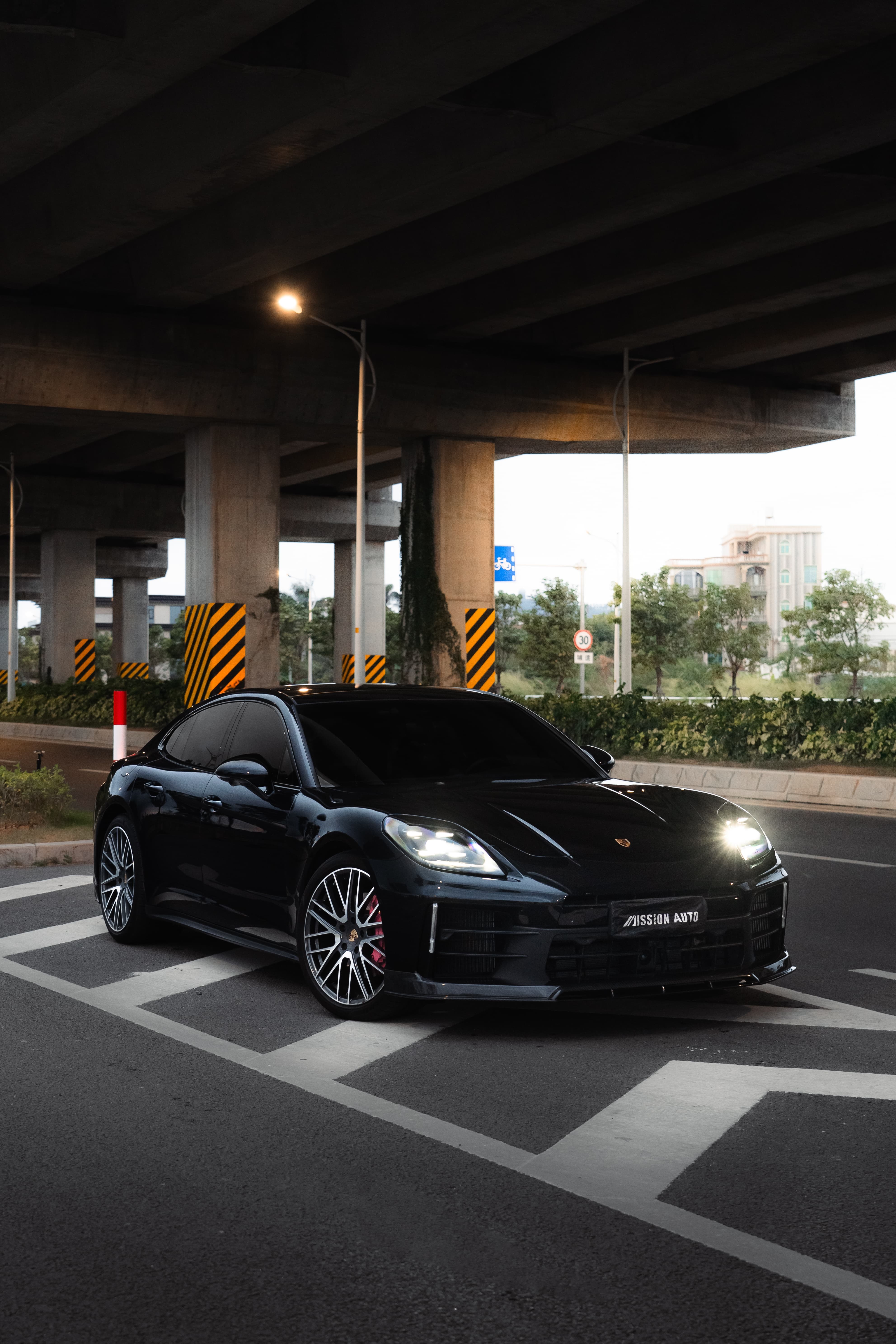 Porsche Panamera 976 Ocean Design Type 1 Style Dry Carbon Parts - styling view
