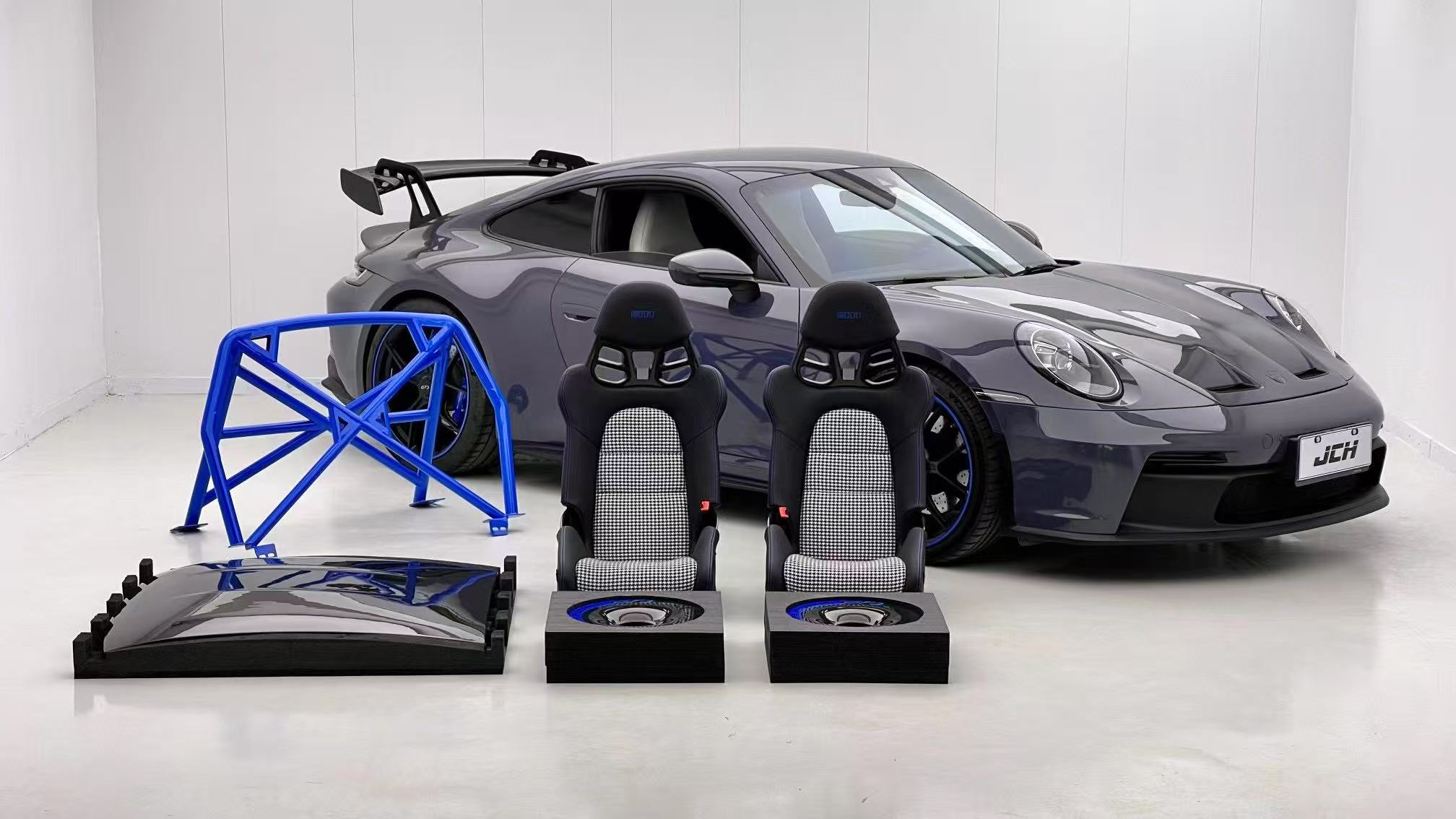 Porsche GT3 RS Style Dry Carbon Bucket Seat - styling view