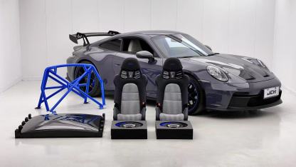 Porsche GT3 RS Style Dry Carbon Bucket Seat - styling view