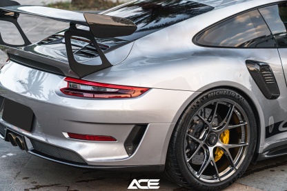 Porsche 991 GT3 RS OEM Style Dry Carbon Parts - styling view