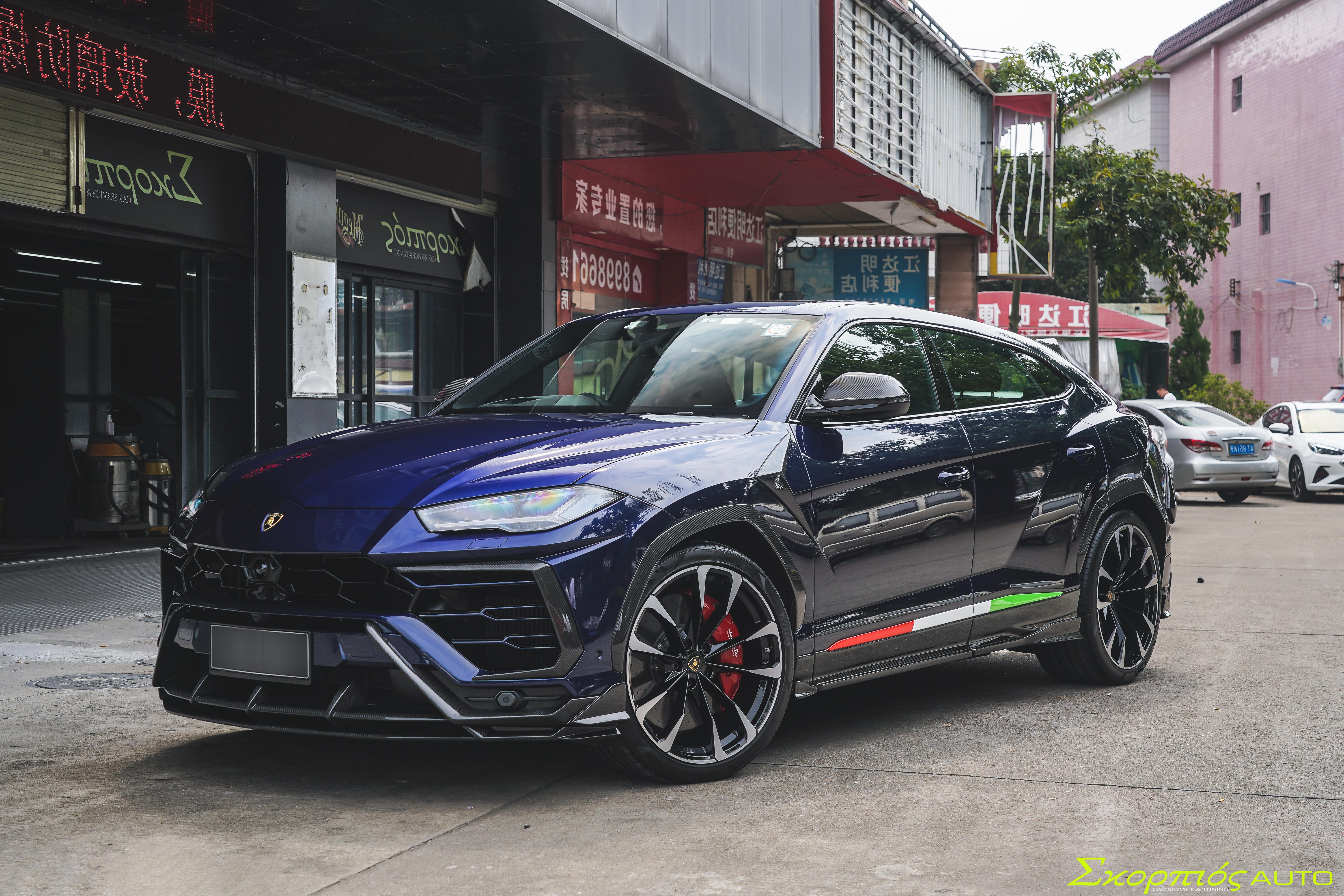 Lamborghini Urus Topcar Style Dry Carbon Parts - styling view