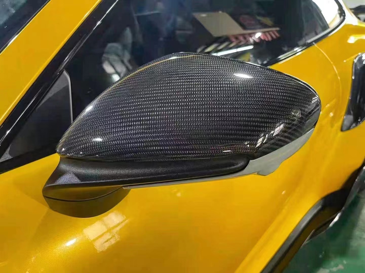 Porsche 911 992.1 Turbo S Techart Style Dry Carbon Parts - styling view