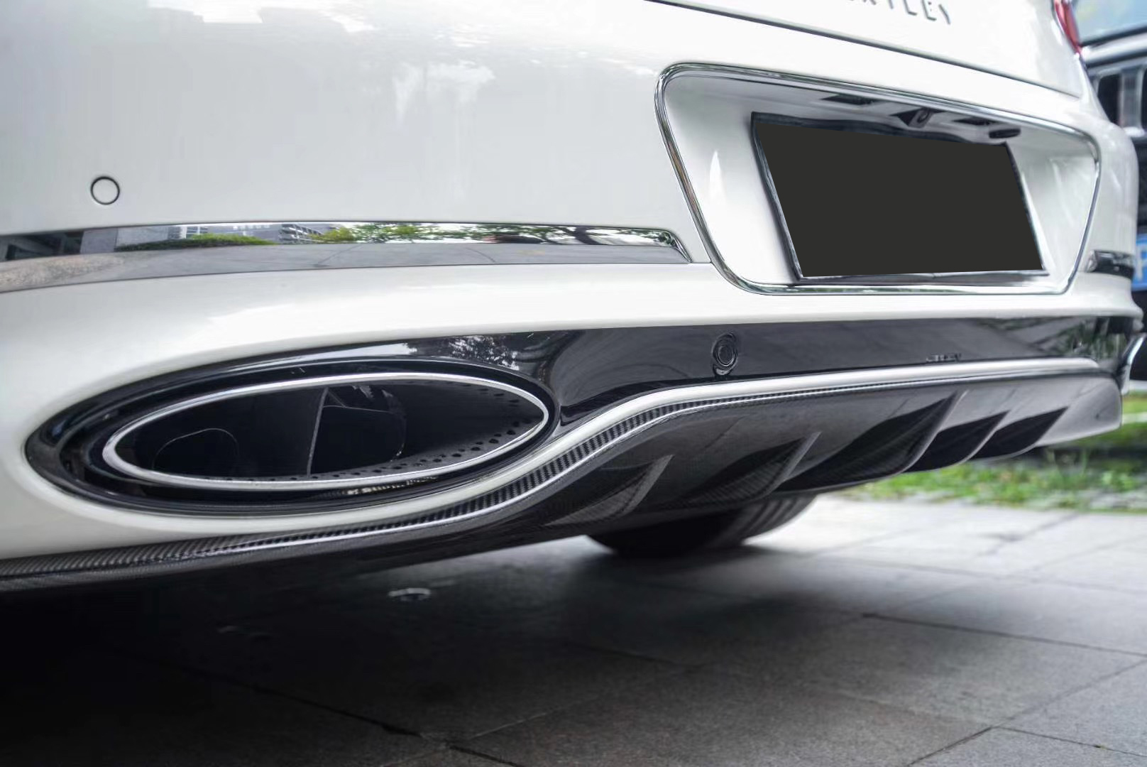 Bentley Continental GT Edition One Style Dry Carbon Parts - styling view