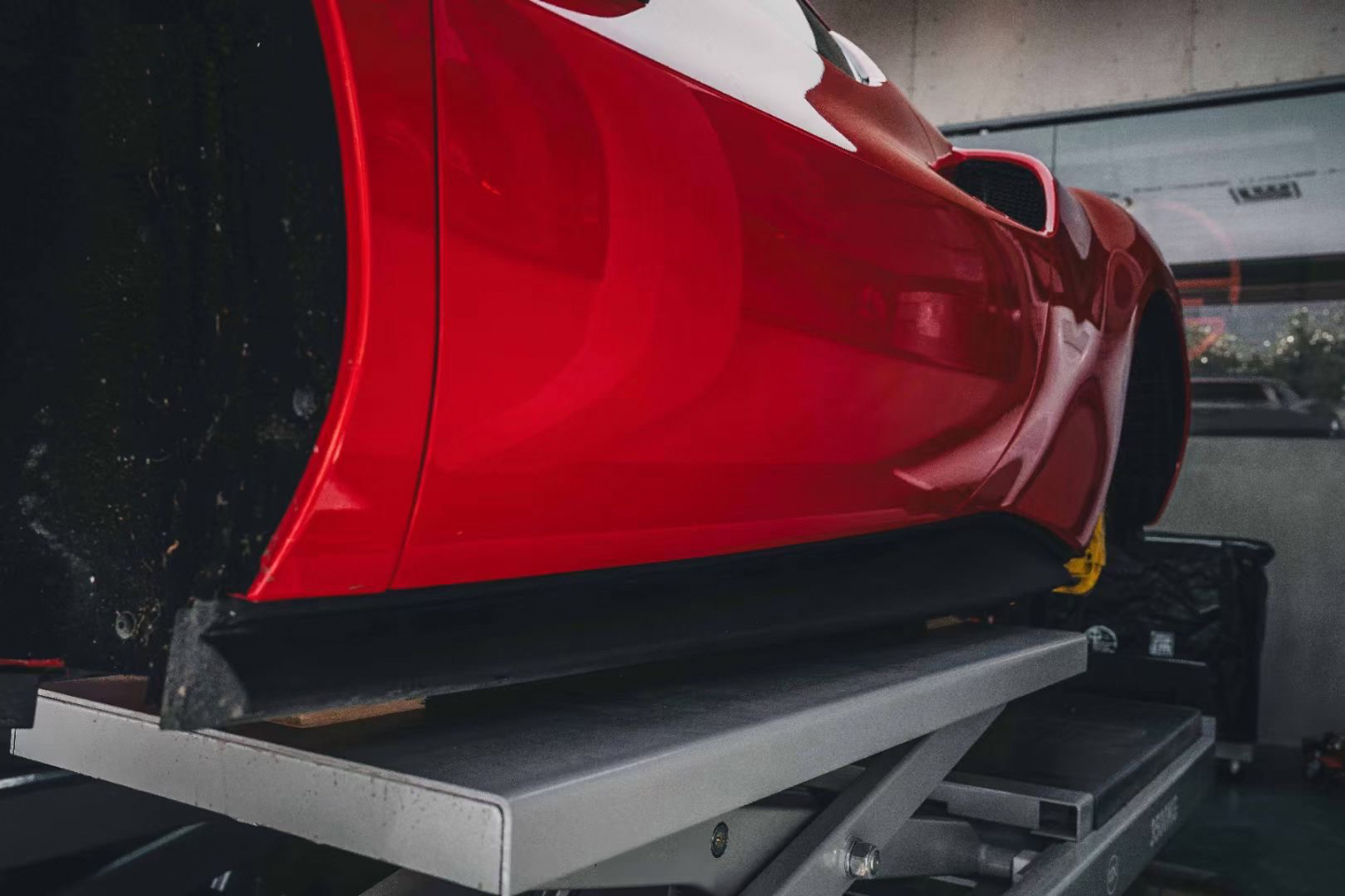 Ferrari 296 OEM Style Dry Carbon Parts - styling view