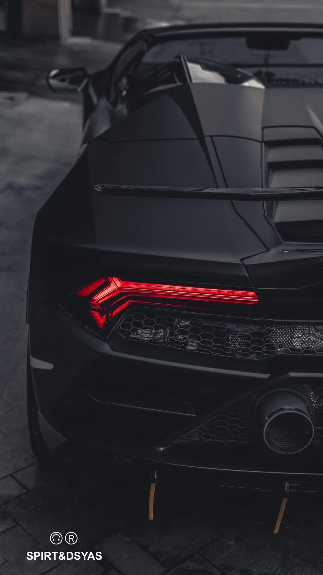 Lamborghini Huracan EVO RWD N Style Dry Carbon Parts - styling view