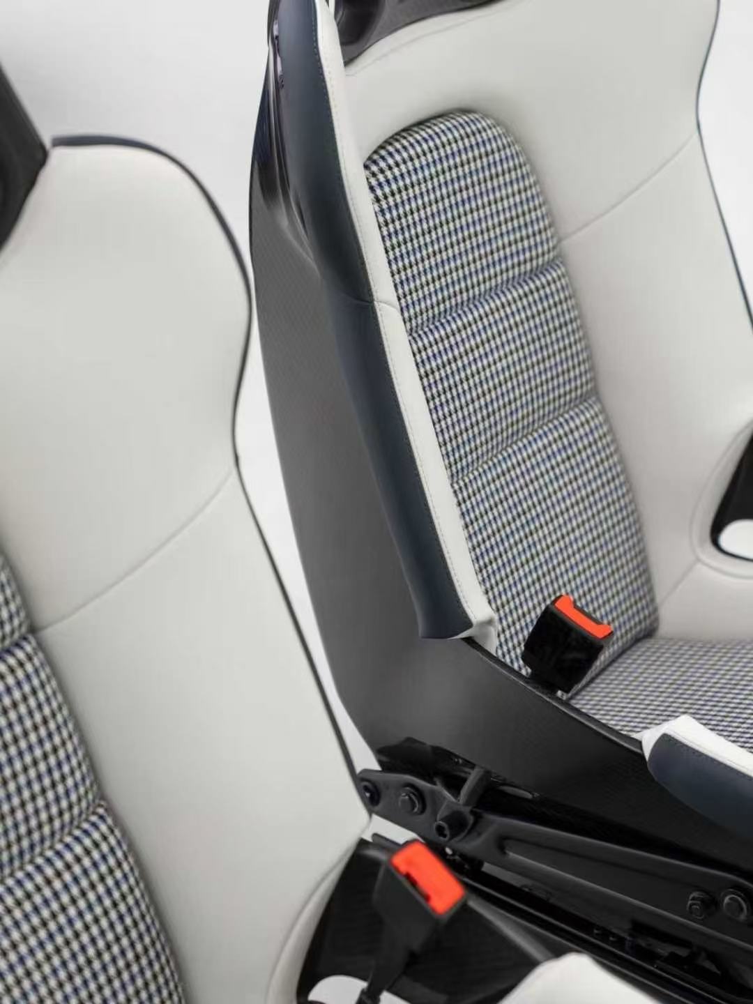 Porsche GT3 RS Style Dry Carbon Bucket Seat - styling view