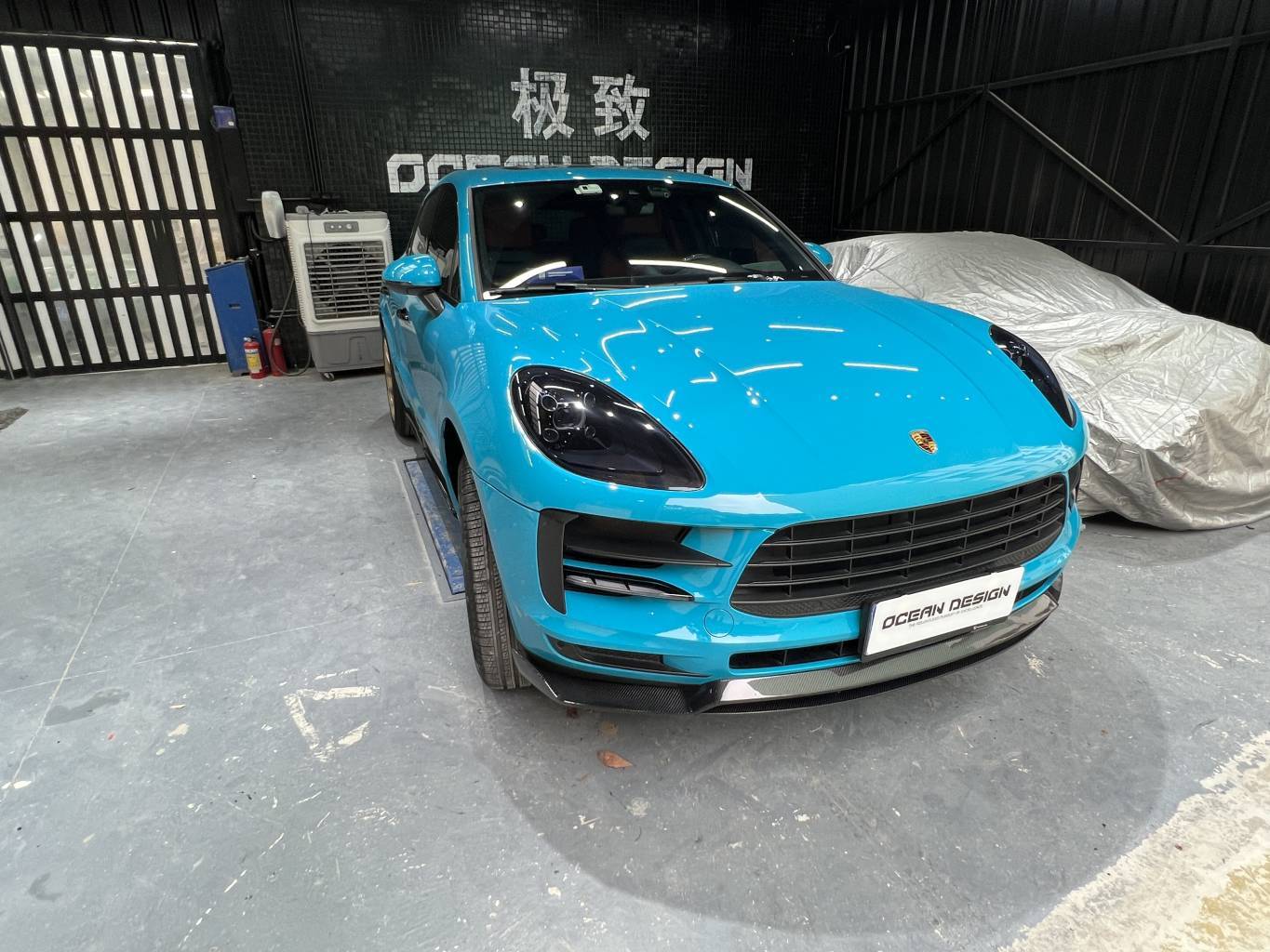 Porsche Macan Turbo ARTISAN Style Parts - styling view