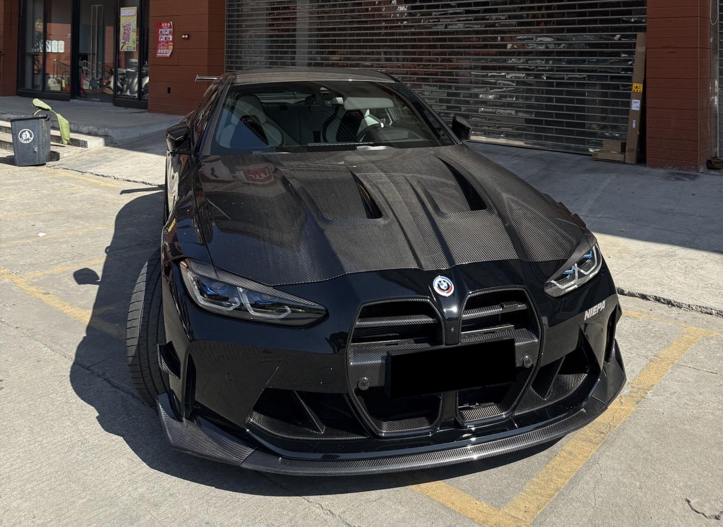 BMW G80 M3/G82 M4 AP Style Vented Dry Carbon Hood - styling view