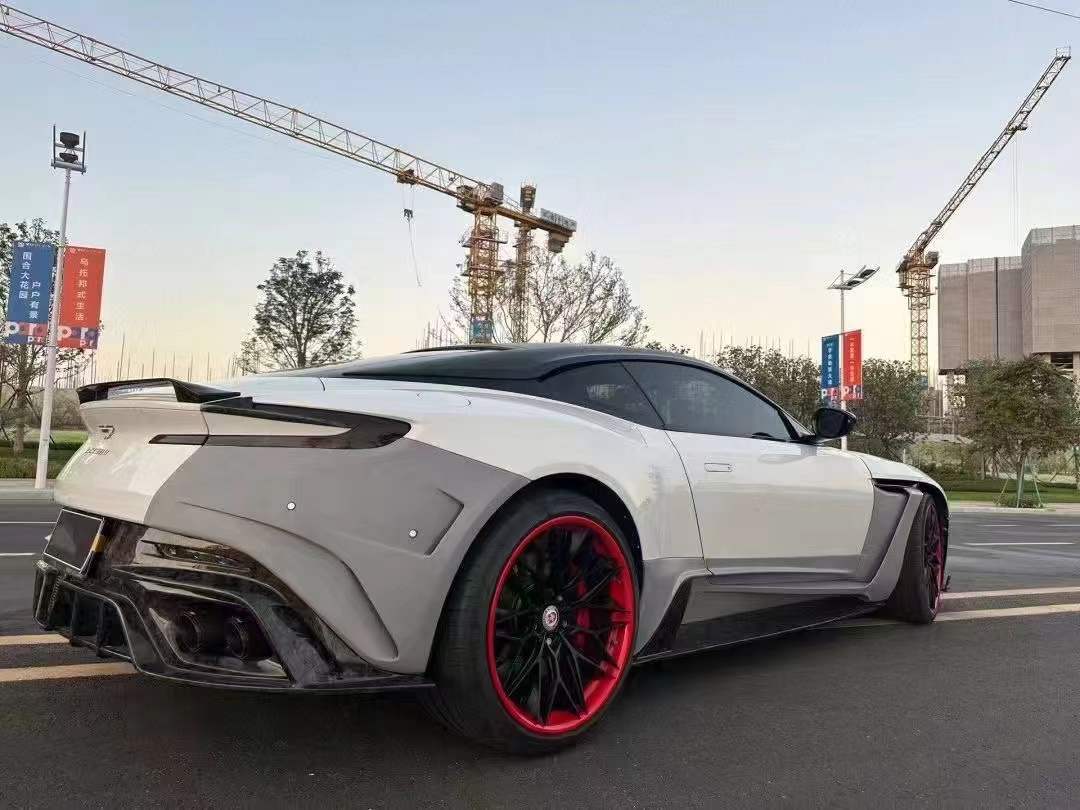Aston Martin DB11 MSY Style Parts - styling view