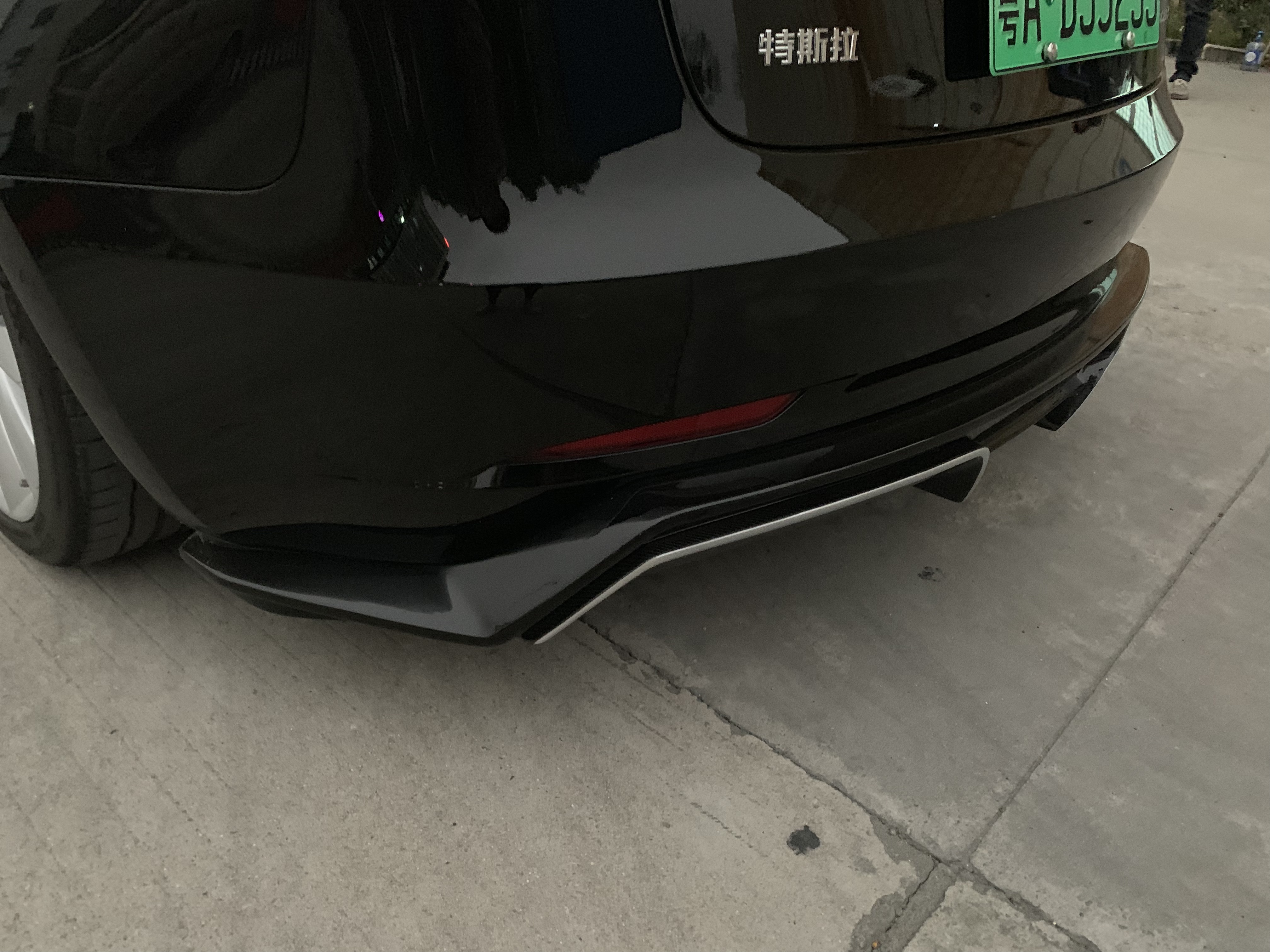 Tesla Model 3 ARTISAN Style Parts - styling view