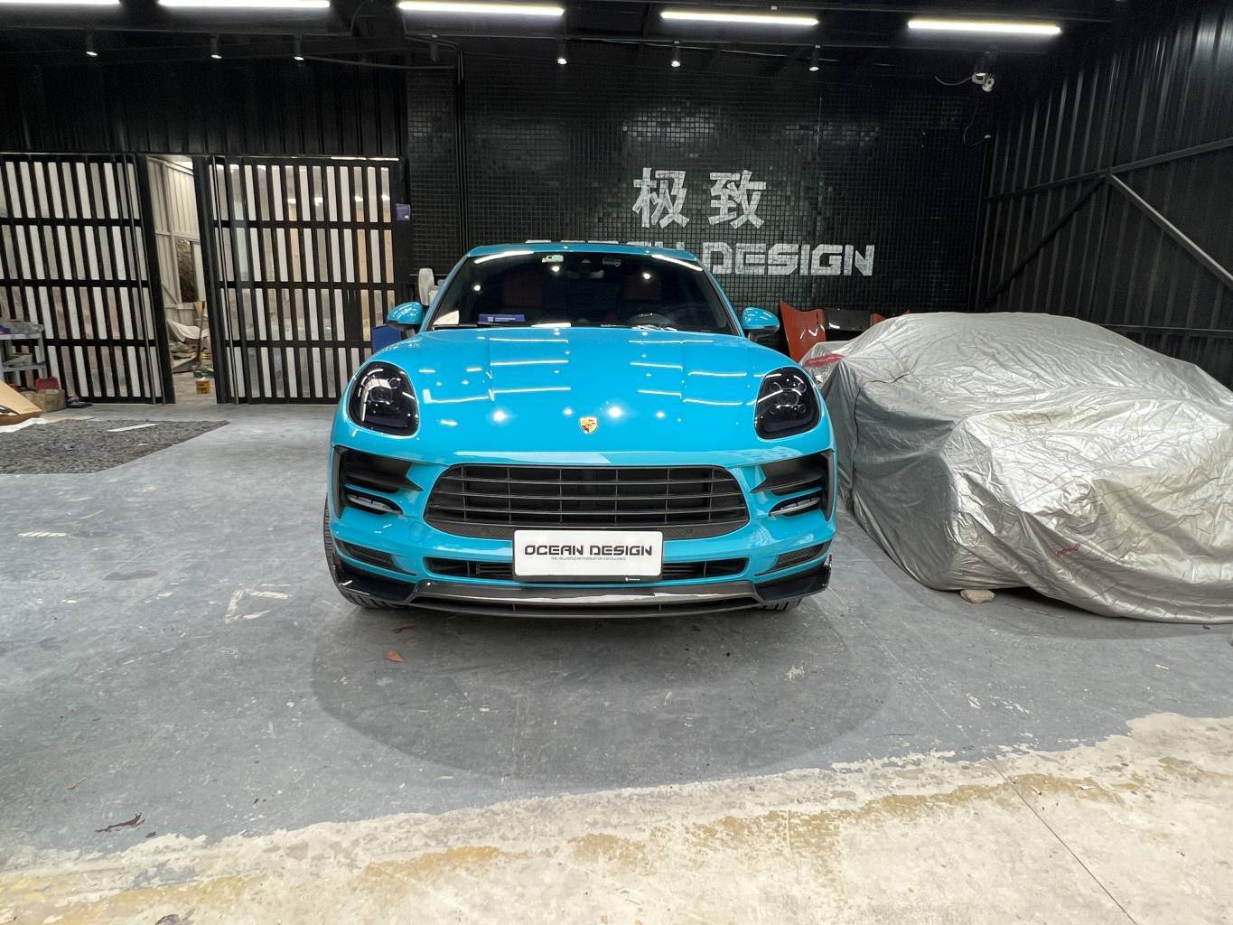 Porsche Macan Turbo ARTISAN Style Parts - styling view