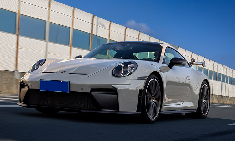 Porsche 911 992.1 / 992.2 GT3 Style Conversion Parts - styling view
