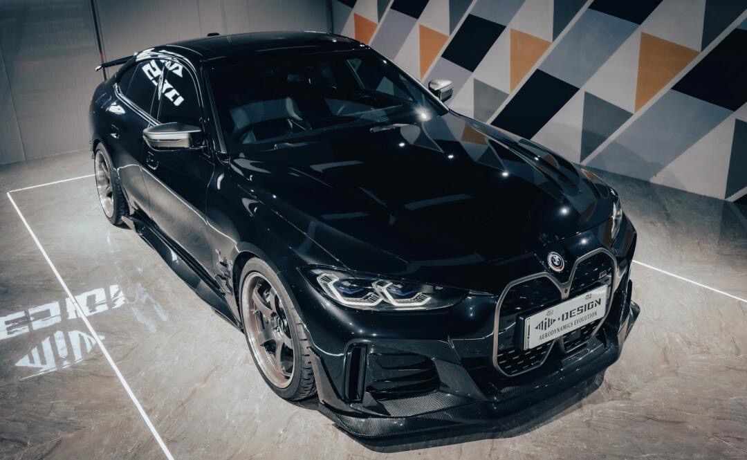 BMW G26 i4 MIW Style Carbon Fiber Parts - styling view