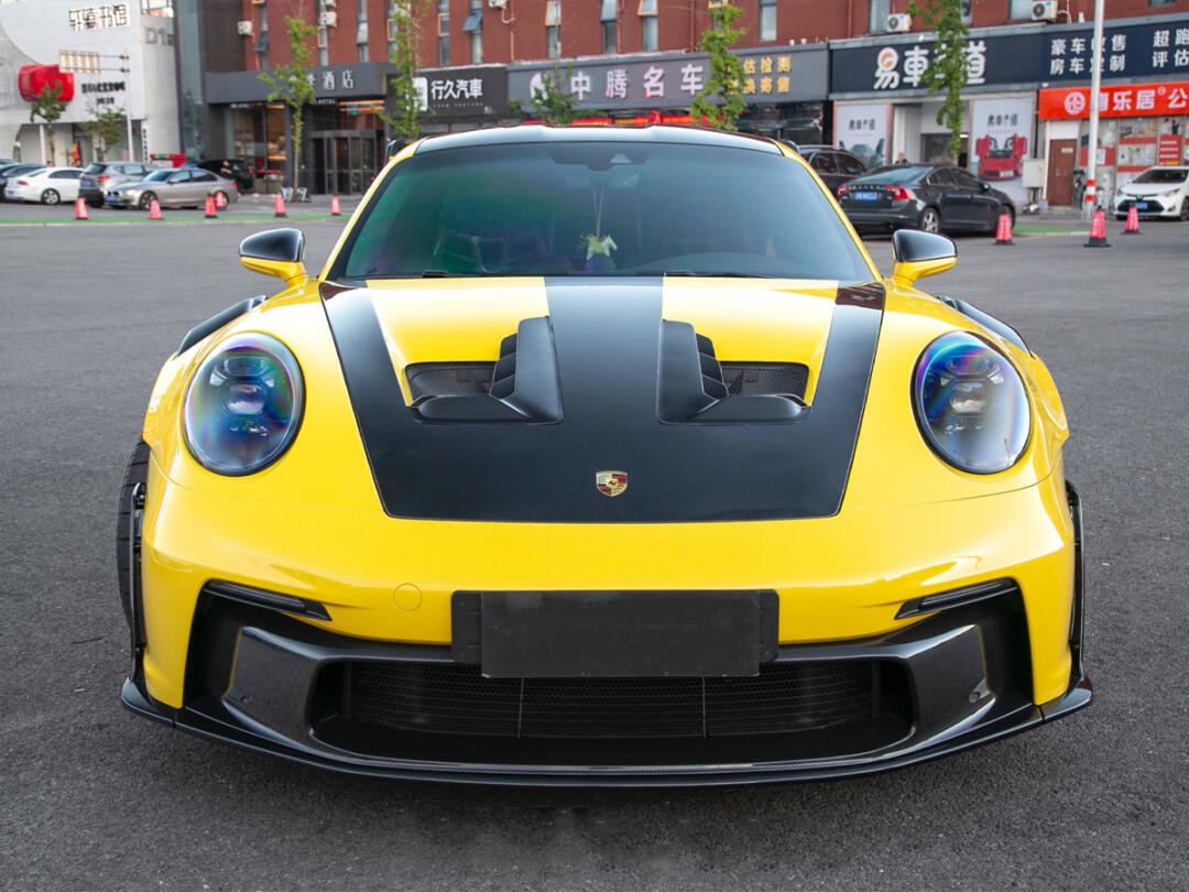 Porsche 992 GT3 RS OEM Style Dry Carbon Parts - styling view
