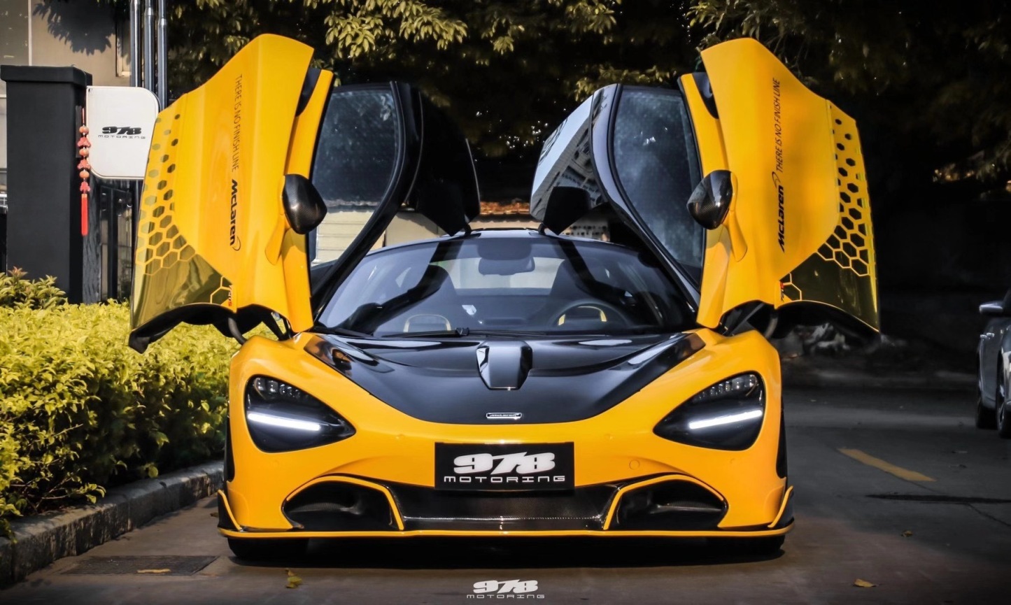 McLaren 720S V Style Carbon Fiber Parts - styling view