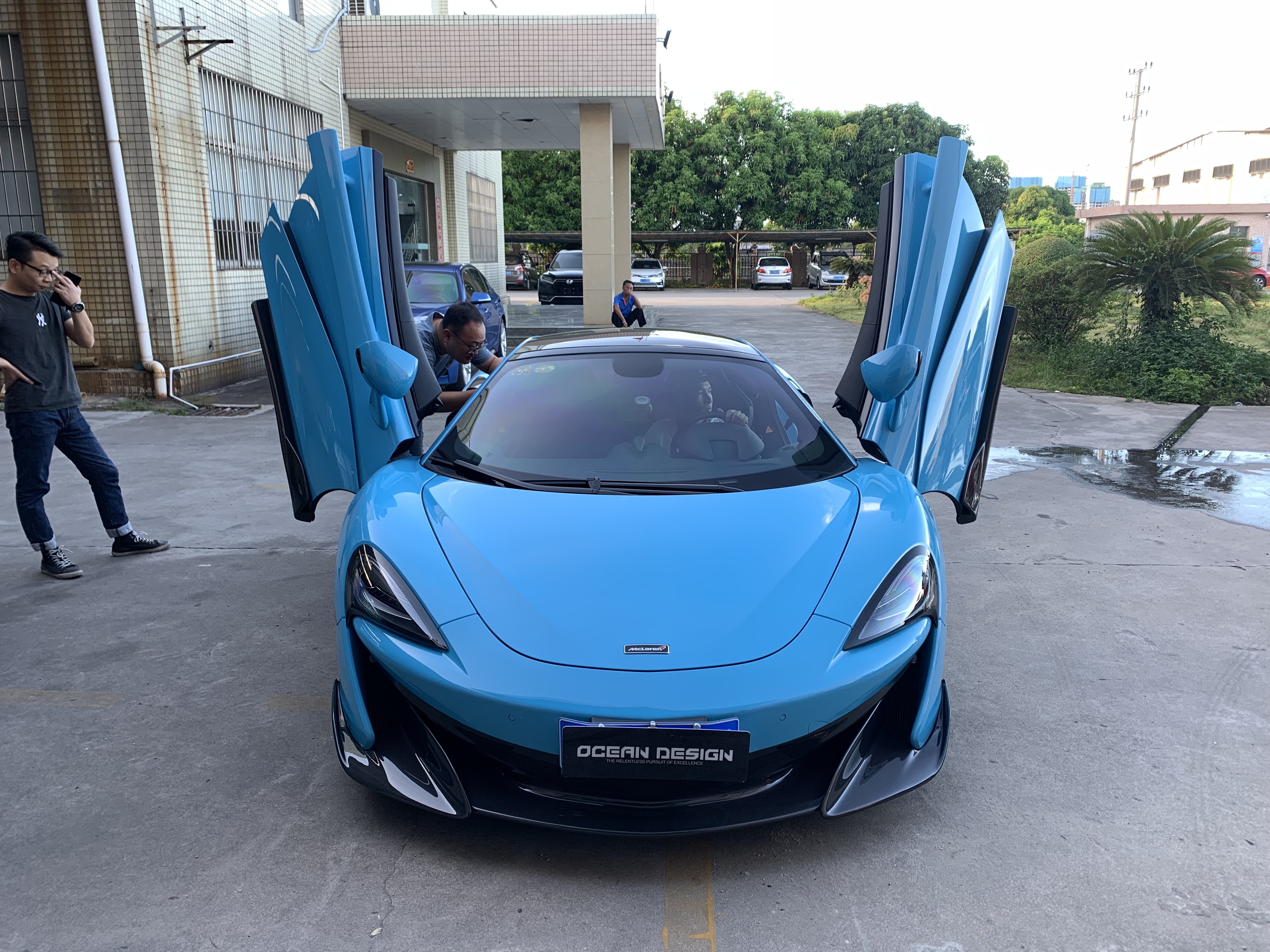 McLaren 540C / 570S to 600LT Style Carbon Fiber Conversion Kit - styling view