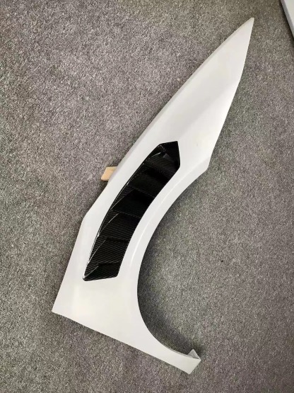 Lamborghini LP580/LP600/LP610 V Style Dry Carbon Parts - styling reference for Fenders