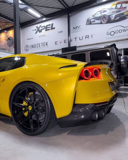 Ferrari 812 N Style Dry Carbon Parts - styling view