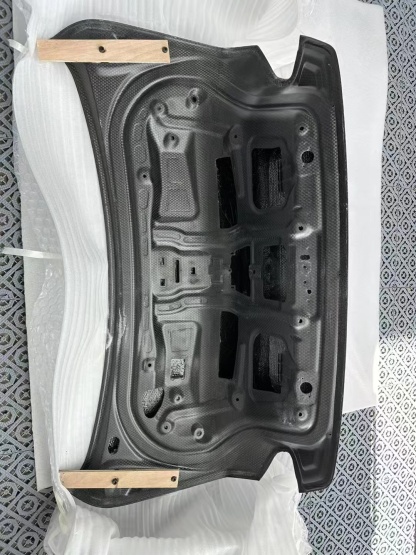 BMW G87 M2 Ocean Design CSL Style Dry Carbon Trunk Lid - styling view