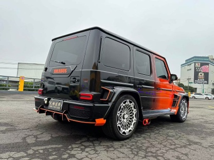 Mercedes-Benz W464 G350 / G500 / G63 G900 Style Parts - styling view