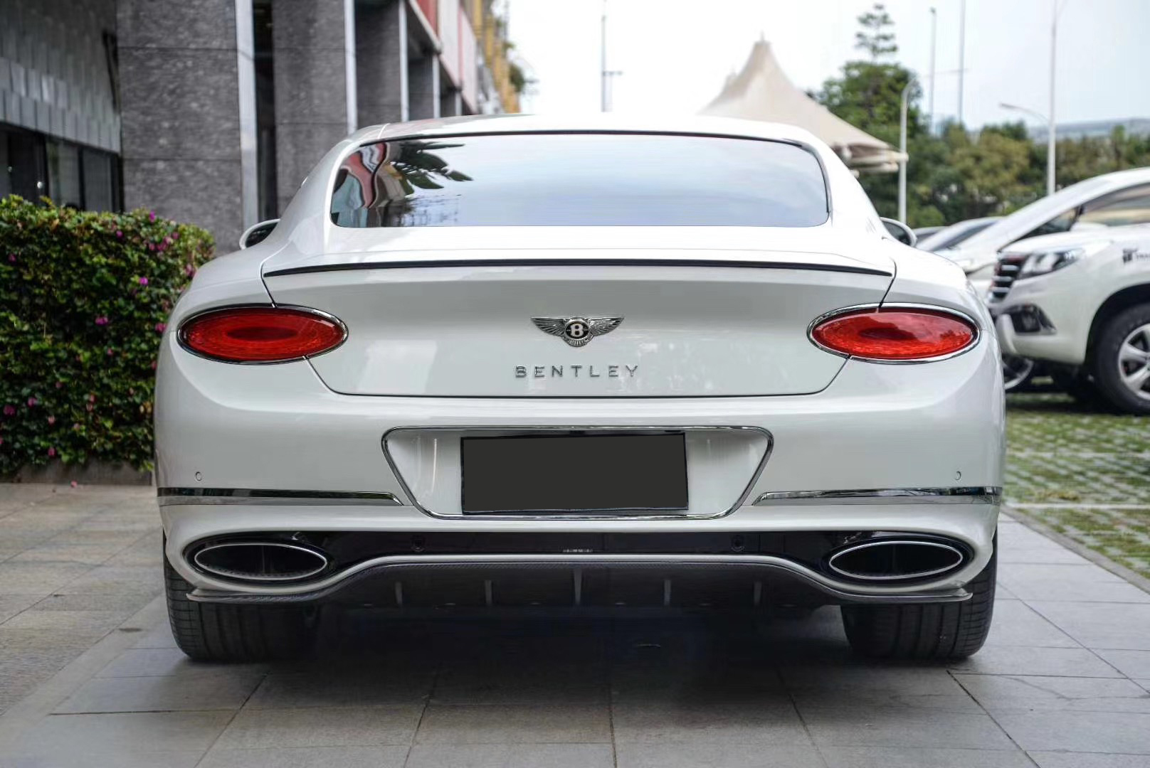 Bentley Continental GT Edition One Style Dry Carbon Parts - styling view