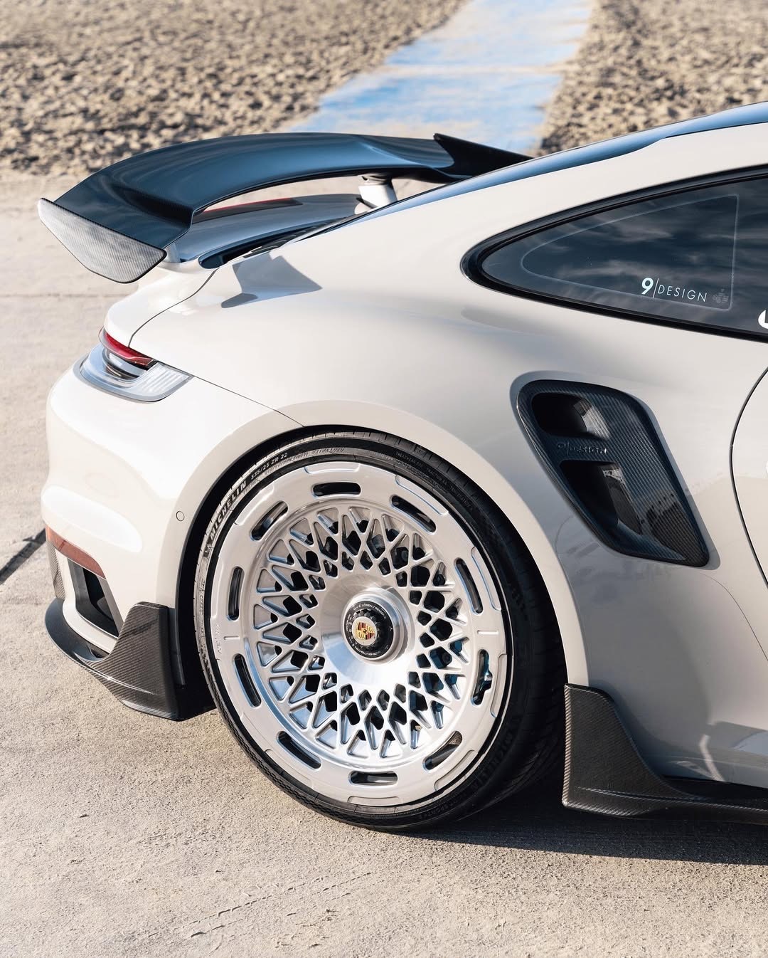 Porsche 911 992.1 Turbo S 9D Style Dry Carbon Parts - styling view