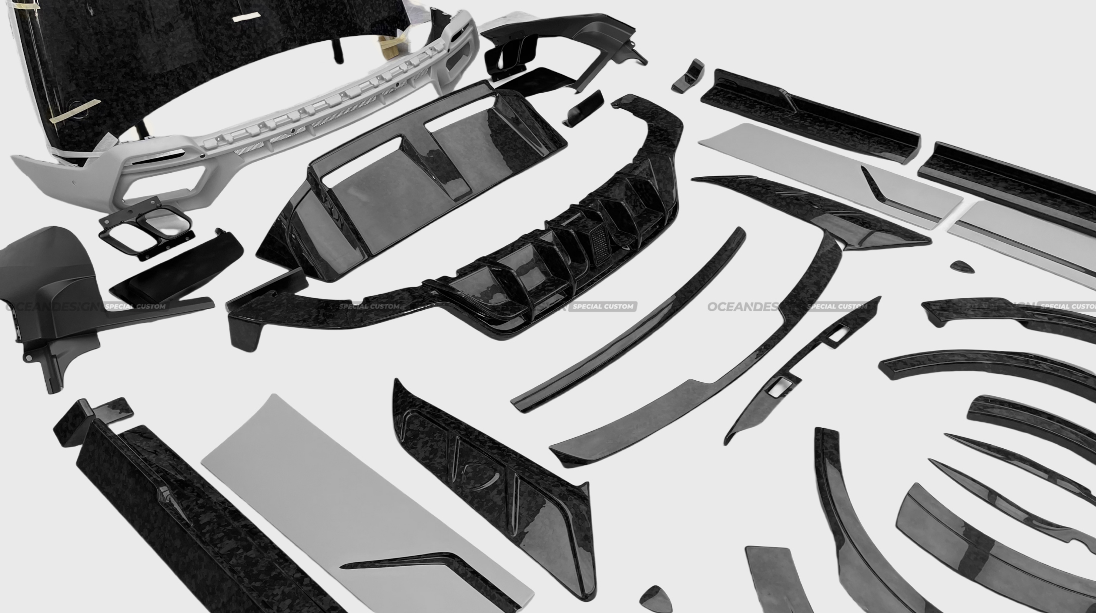 Rolls-Royce Cullinan MSY Style Dry Carbon Body Kit Configurations - styling view