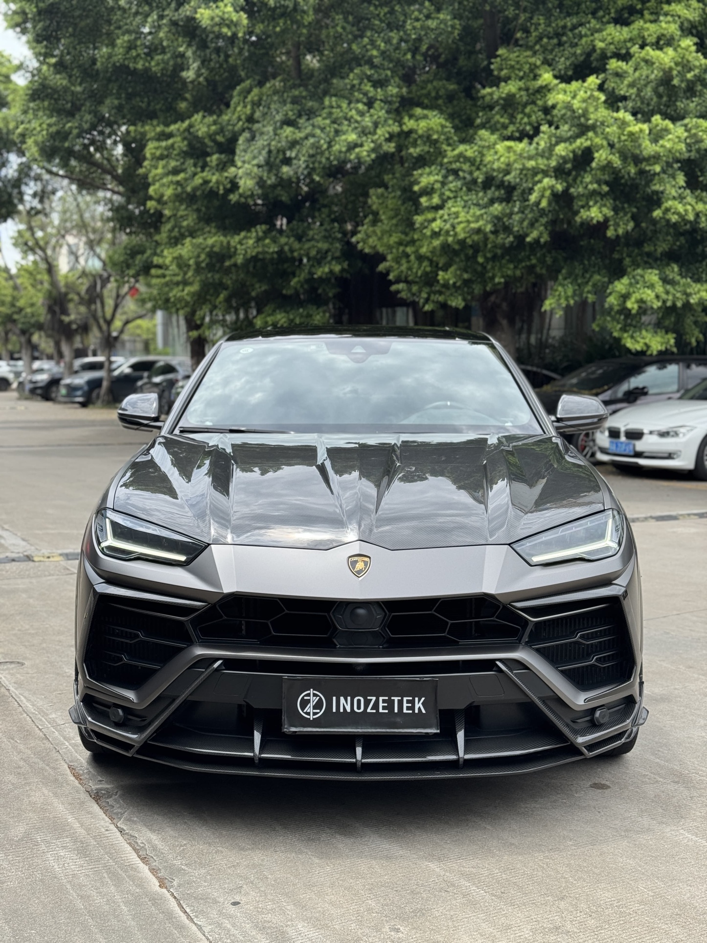 Lamborghini Urus Topcar Style Dry Carbon Parts - styling view